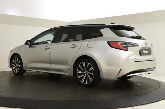 Toyota Corolla (2023) thumbnail 6