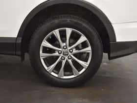 Toyota RAV4 (2018) thumbnail 21