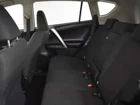 Toyota RAV4 (2018) thumbnail 22