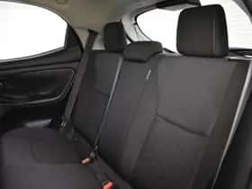 Toyota Yaris (2024) thumbnail 12