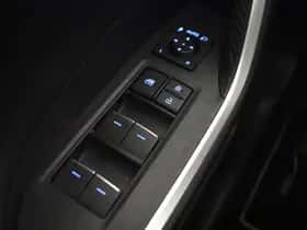 Toyota RAV4 (2023) thumbnail 22