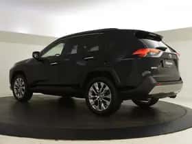 Toyota RAV4 (2023) thumbnail 6