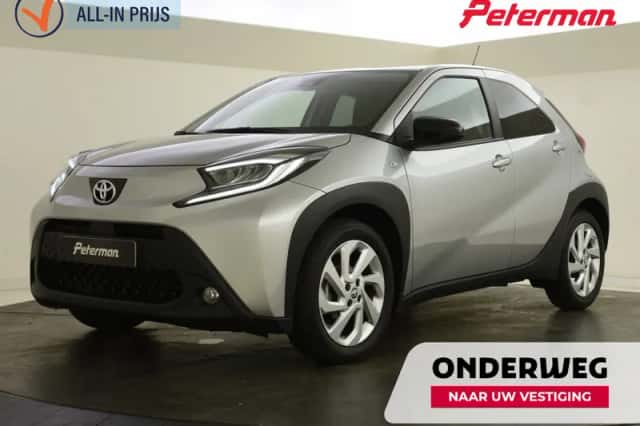 Toyota Aygo (2022) thumbnail 1