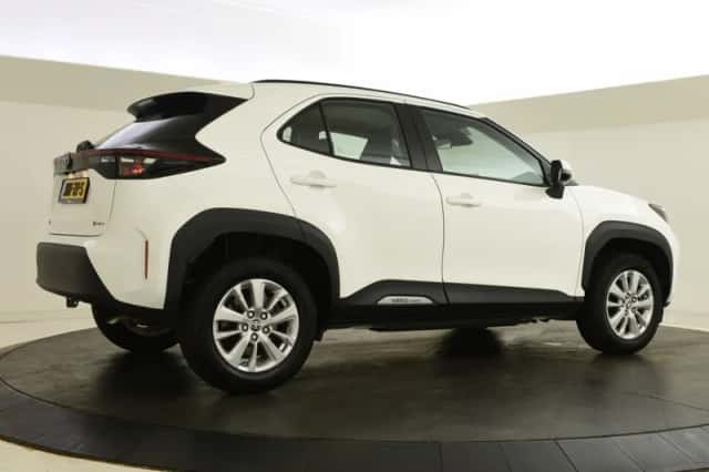 Toyota Yaris Cross (2024) thumbnail 6