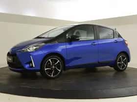 Toyota Yaris (2018) thumbnail 2