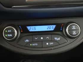 Toyota Yaris (2018) thumbnail 13