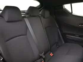 Toyota C-HR (2019) thumbnail 12