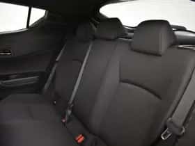 Toyota C-HR (2019) thumbnail 27