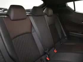 Toyota C-HR (2018) thumbnail 27