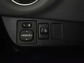 Toyota Yaris (2016) thumbnail 26