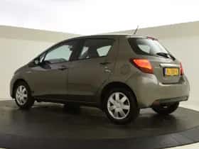 Toyota Yaris (2016) thumbnail 6