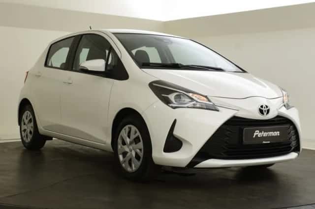 Toyota Yaris (2020) thumbnail 2