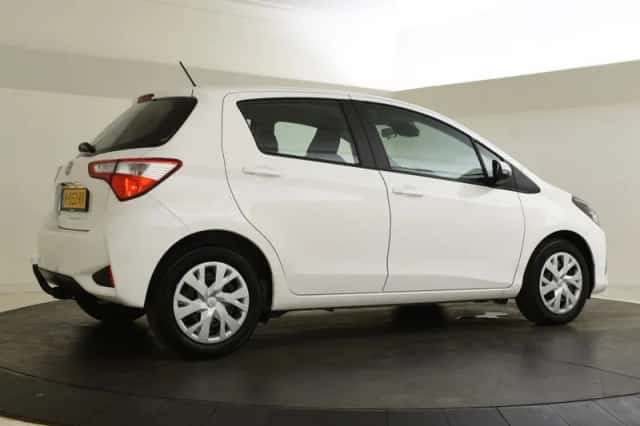 Toyota Yaris (2020) thumbnail 6