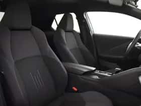 Toyota C-HR (2024) thumbnail 3