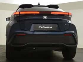 Toyota C-HR (2024) thumbnail 8