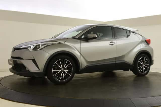Toyota C-HR (2017) thumbnail 5