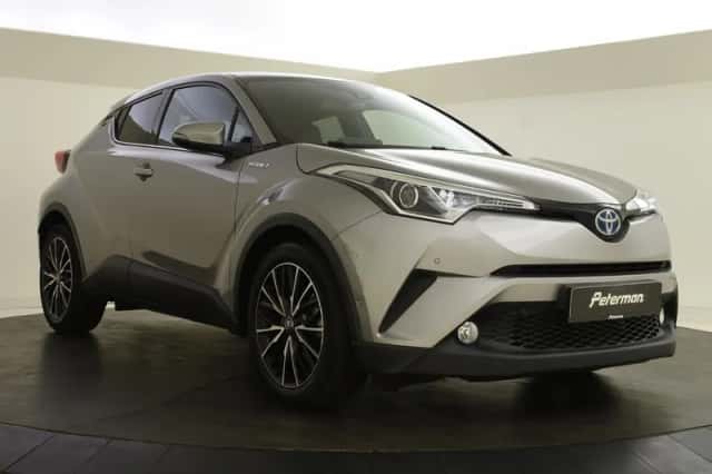 Toyota C-HR (2017) thumbnail 6