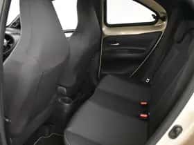 Toyota Aygo (2022) thumbnail 11