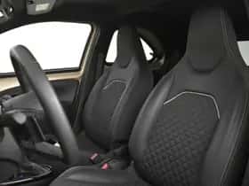 Toyota Aygo (2022) thumbnail 10