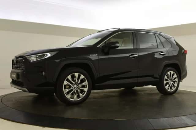 Toyota RAV4 (2021) thumbnail 4