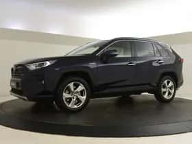 Toyota RAV4 (2021) thumbnail 5