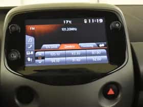 Toyota Aygo (2019) thumbnail 21