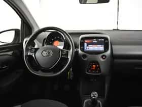Toyota Aygo (2019) thumbnail 4