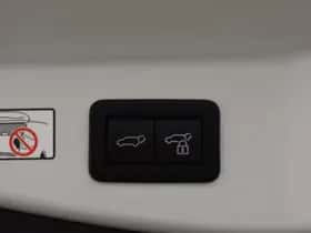 Toyota C-HR (2025) thumbnail 28