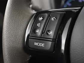 Toyota Yaris (2017) thumbnail 15