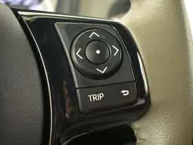 Toyota Yaris (2017) thumbnail 19