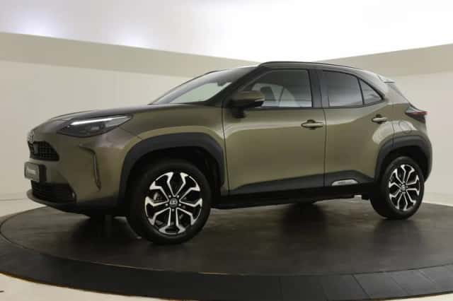 Toyota Yaris Cross (2024) thumbnail 1
