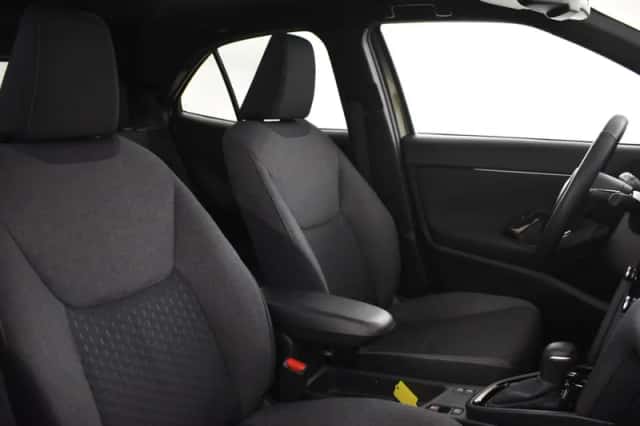Toyota Yaris Cross (2024) thumbnail 3