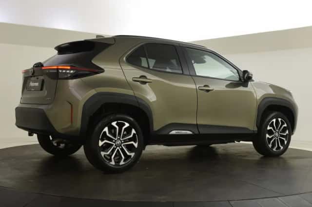 Toyota Yaris Cross (2024) thumbnail 5