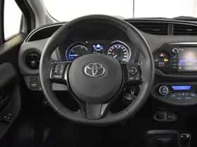 Toyota Yaris (2019) thumbnail 9