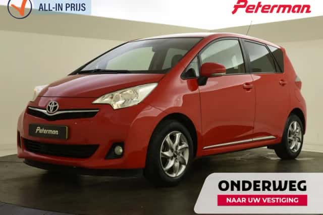 Toyota Verso-S (2014) thumbnail 1