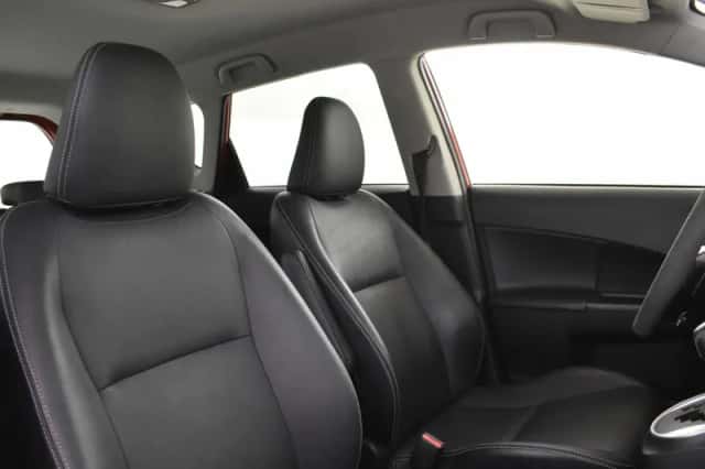Toyota Verso-S (2014) thumbnail 3