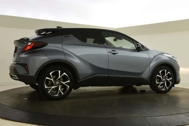 Toyota C-HR (2020) thumbnail 2