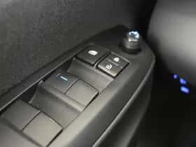Toyota Yaris (2023) thumbnail 24