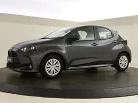 Toyota Yaris (2023) thumbnail 5