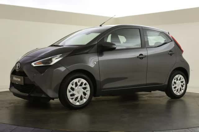 Toyota Aygo (2022) thumbnail 5