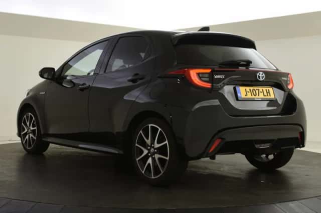 Toyota Yaris (2020) thumbnail 6