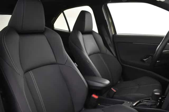 Toyota Yaris Cross (2024) thumbnail 3