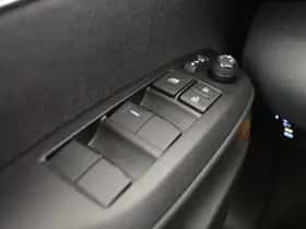 Toyota Yaris (2024) thumbnail 29