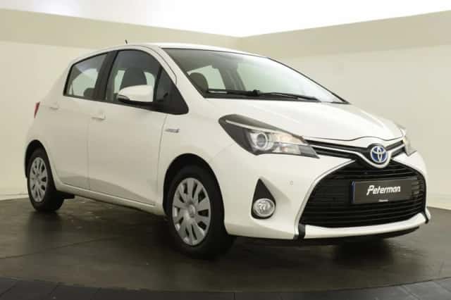 Toyota Yaris (2017) thumbnail 5