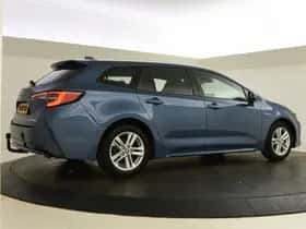 Toyota Corolla (2020) thumbnail 2