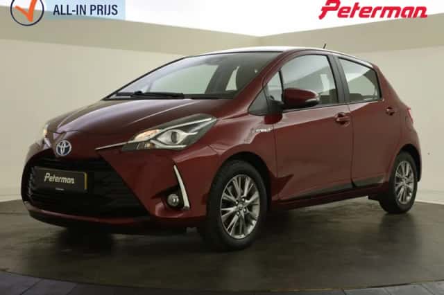 Toyota Yaris (2017) thumbnail 1