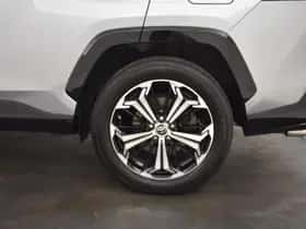 Toyota RAV4 (2022) thumbnail 19