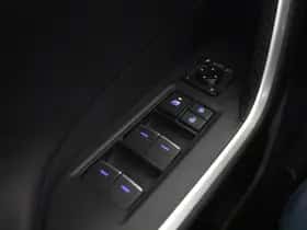 Toyota RAV4 (2022) thumbnail 29