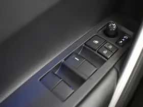 Toyota Corolla (2023) thumbnail 25