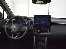 Toyota Corolla (2023) thumbnail 4